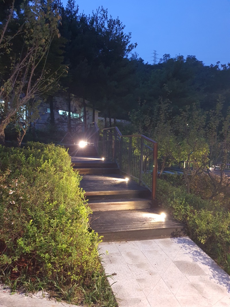 2022 -광진-아차산생태공원SG003, 3W_스텝등 (17).jpg